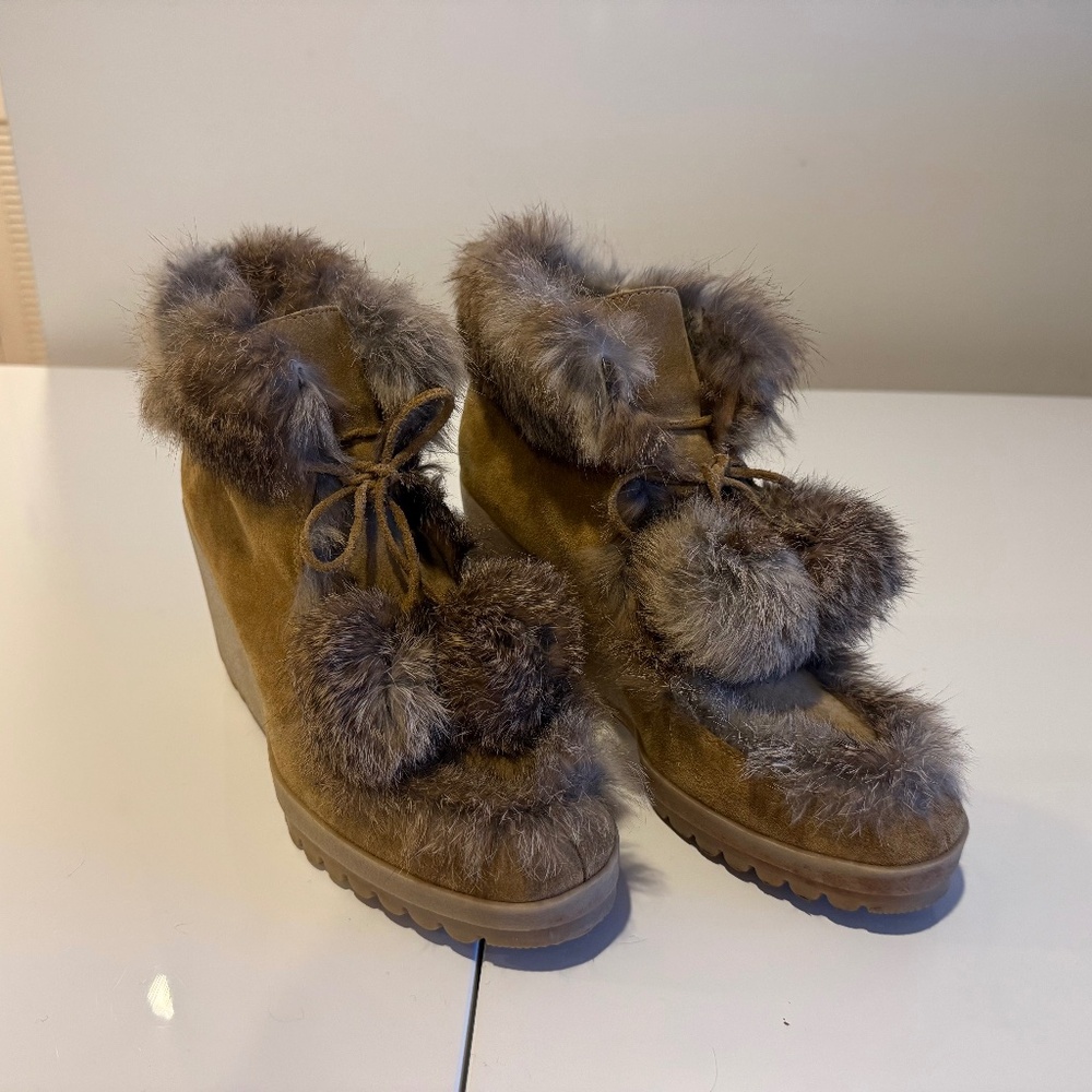 Coach Kataya Rabbit Fur-Trimmed Tan Wedge Boots 9